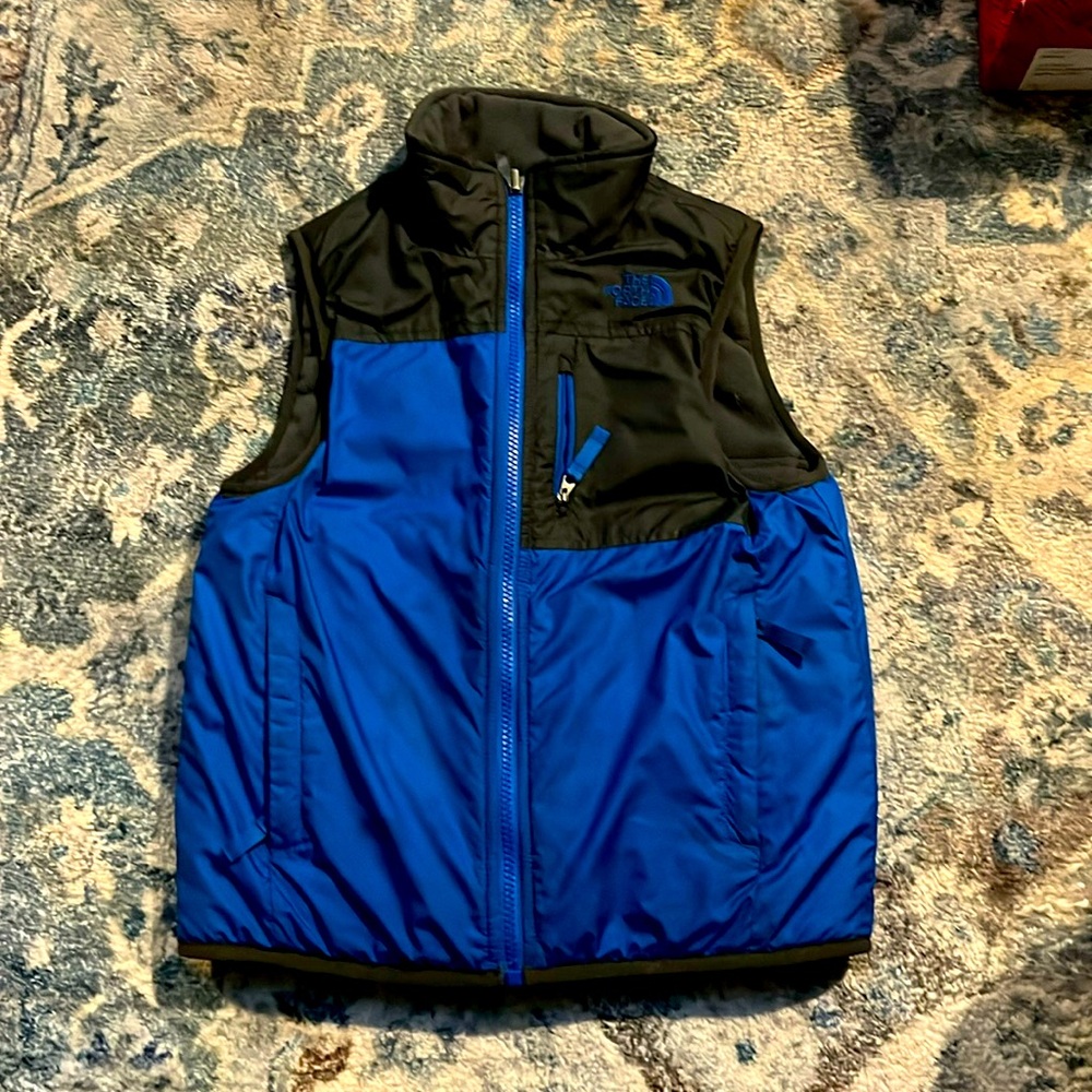 Boys reversible north face vest